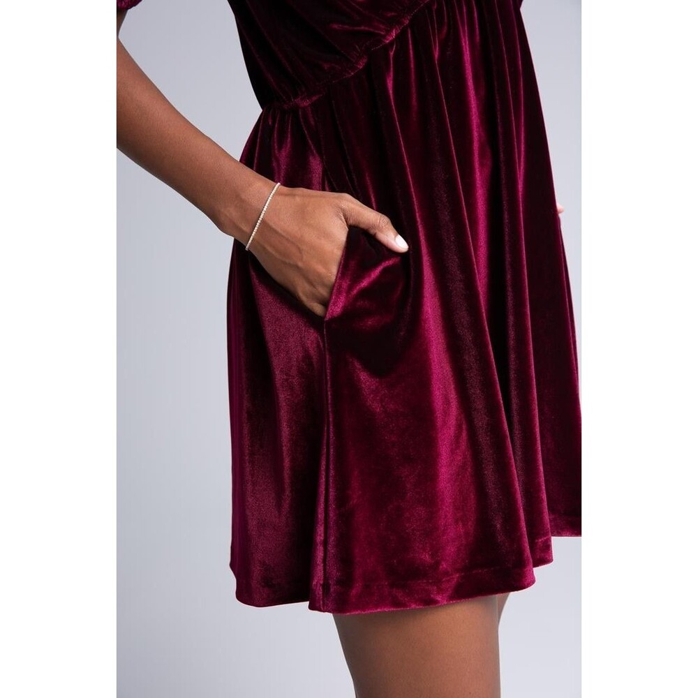Georgie Red Velvet Mini Dress Puffed Sleeve Romantic Valentines Date Night Vamp - Picture 10 of 11